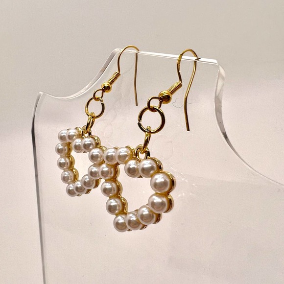 Beaded Heart Earrings - Valentines Day Earrings - Faux Pearl Earrings - Picture 5 of 10